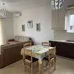 Apartament Enti - Africana *