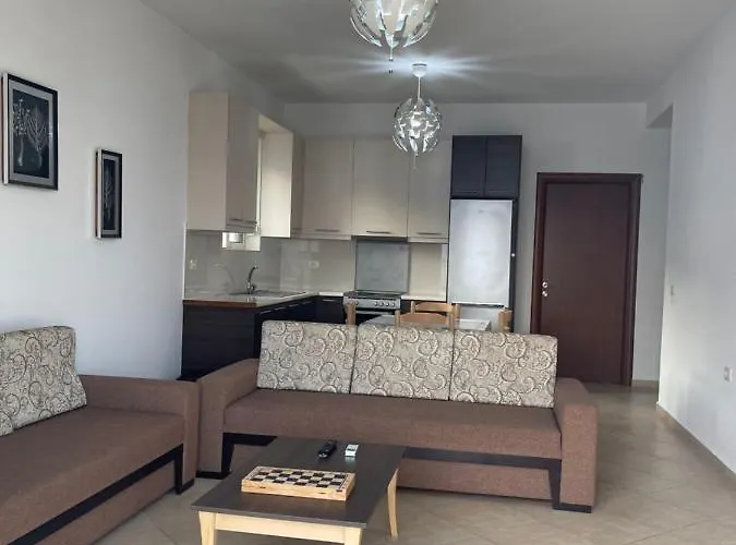 Enti - Africana * Sarandë